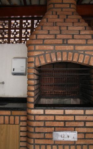 Casa à venda com 200m², 3 quartos e 2 vagasChurrasqueira