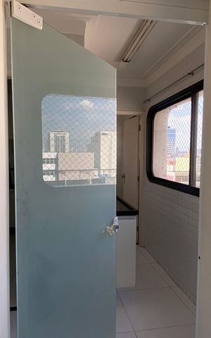 Apartamento para alugar com 126m², 4 quartos e 2 vagas Apartamento para alugar com 126m², 4 quartos e 2 vagasCozinha