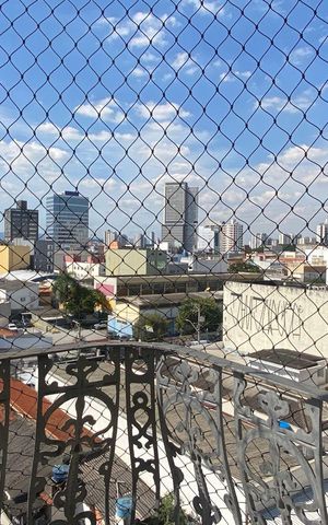 Apartamento para alugar com 126m², 4 quartos e 2 vagas Apartamento para alugar com 126m², 4 quartos e 2 vagasQuarto 1 - Varanda