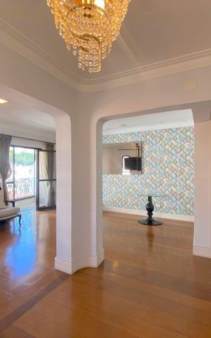 Apartamento para alugar com 126m², 4 quartos e 2 vagas Apartamento para alugar com 126m², 4 quartos e 2 vagasSala