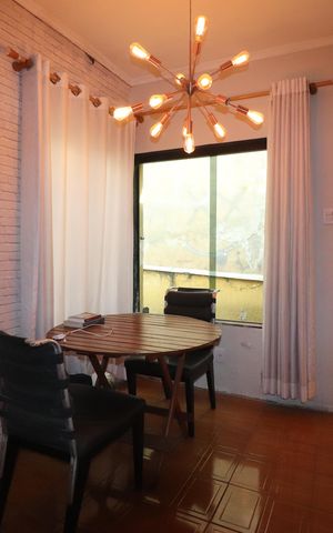 Casa à venda com 235m², 3 quartos e 2 vagasSala