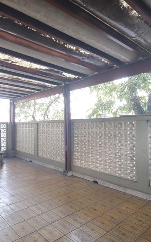 Casa à venda com 235m², 3 quartos e 2 vagasVaranda