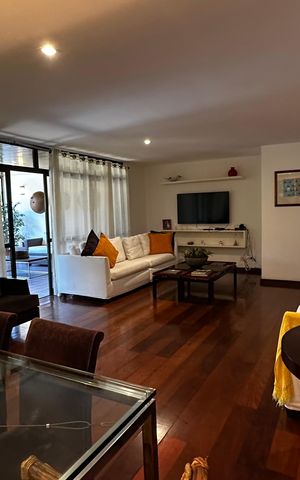 Apartamento à venda com 208m², 3 quartos e 2 vagas Apartamento à venda com 208m², 3 quartos e 2 vagasSala