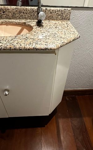 Apartamento à venda com 208m², 3 quartos e 2 vagas Apartamento à venda com 208m², 3 quartos e 2 vagasLavabo