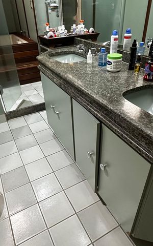 Apartamento à venda com 208m², 3 quartos e 2 vagas Apartamento à venda com 208m², 3 quartos e 2 vagasBanheiro do Quarto 2