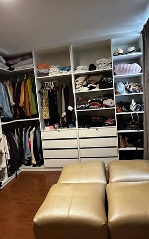 Apartamento à venda com 208m², 3 quartos e 2 vagas Apartamento à venda com 208m², 3 quartos e 2 vagasQuarto 3