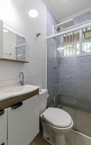 Casa de condomínio à venda com 92m², 2 quartos e 1 vaga Casa de condomínio à venda com 92m², 2 quartos e 1 vagaBanheiro