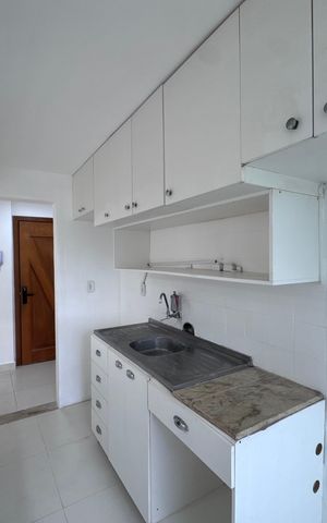 Apartamento para alugar com 63m², 2 quartos e 1 vaga Apartamento para alugar com 63m², 2 quartos e 1 vagaCozinha e Área de Serviço