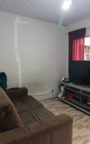 Casa à venda com 114m², 1 quarto e 3 vagas Casa à venda com 114m², 1 quarto e 3 vagasSala