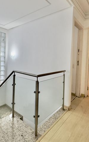 Casa à venda com 300m², 4 quartos e 4 vagas