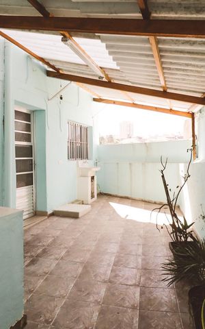 Casa para alugar com 75m², 2 quartos e sem vagaÁrea de Serviço