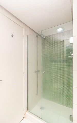 Apartamento para alugar com 128m², 2 quartos e 1 vagaBanheiro 