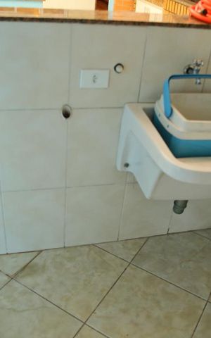 Casa à venda com 489m², 8 quartos e 4 vagasCasa 2  - Área de serviço