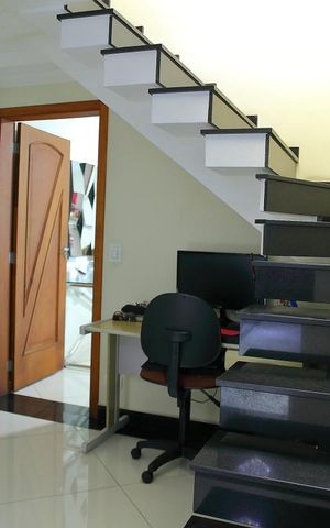 Casa à venda com 489m², 8 quartos e 4 vagasCorredor