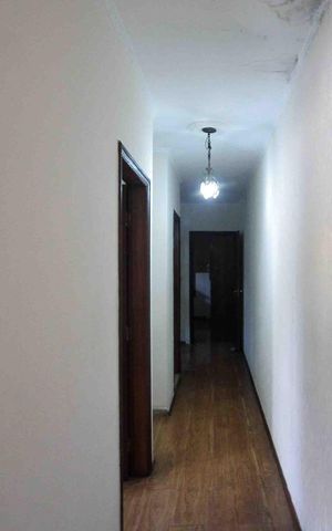 Casa à venda com 250m², 3 quartos e 2 vagas