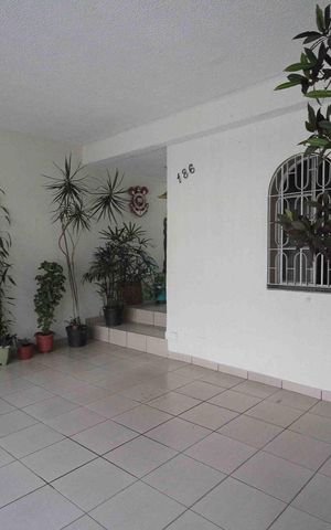 Casa à venda com 250m², 3 quartos e 2 vagas