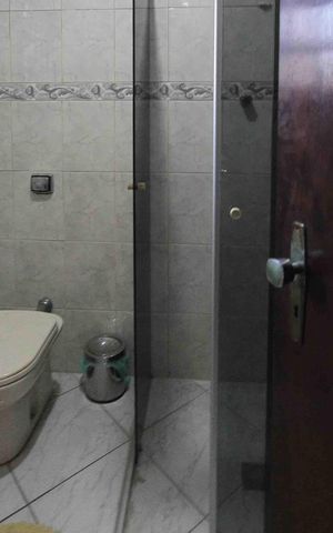 Casa à venda com 250m², 3 quartos e 2 vagas