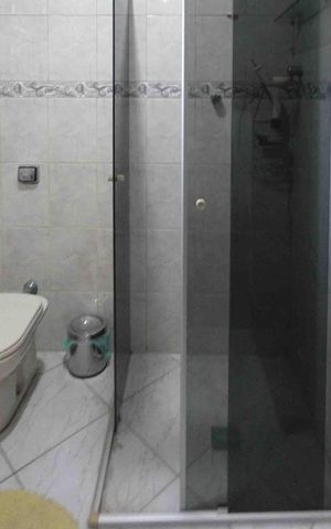 Casa à venda com 250m², 3 quartos e 2 vagas
