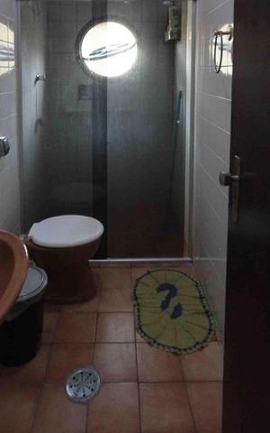 Casa à venda com 250m², 3 quartos e 2 vagas