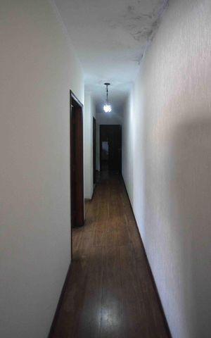 Casa à venda com 250m², 3 quartos e 2 vagas