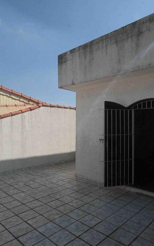Casa à venda com 250m², 3 quartos e 2 vagas