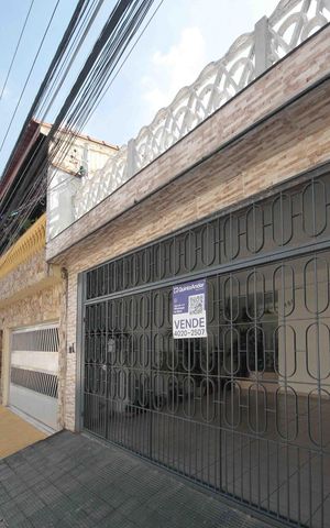 Casa à venda com 250m², 3 quartos e 2 vagas