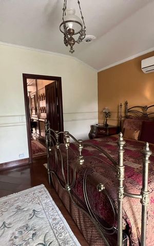 Casa à venda com 416m², 4 quartos e 2 vagas Casa à venda com 416m², 4 quartos e 2 vagasQuarto