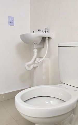 Apartamento à venda com 44m², 2 quartos e 1 vaga Apartamento à venda com 44m², 2 quartos e 1 vagaBanheiro Social