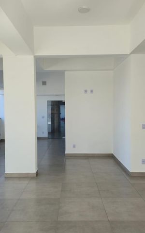 Apartamento à venda com 44m², 2 quartos e 1 vaga Apartamento à venda com 44m², 2 quartos e 1 vagaÁrea comum - Salão de festas
