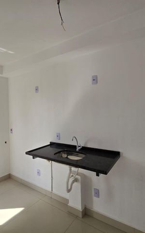 Apartamento à venda com 44m², 2 quartos e 1 vaga Apartamento à venda com 44m², 2 quartos e 1 vagaCozinha e Área de Serviço