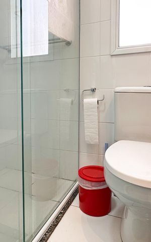Apartamento à venda com 83m², 3 quartos e 2 vagasBanheiro da Suíte