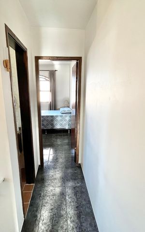 Casa à venda com 100m², 2 quartos e 1 vagaCorredor