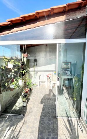 Casa à venda com 100m², 2 quartos e 1 vagaQuintal