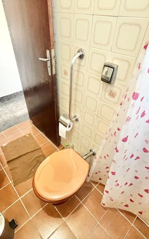 Casa à venda com 100m², 2 quartos e 1 vagaBanheiro