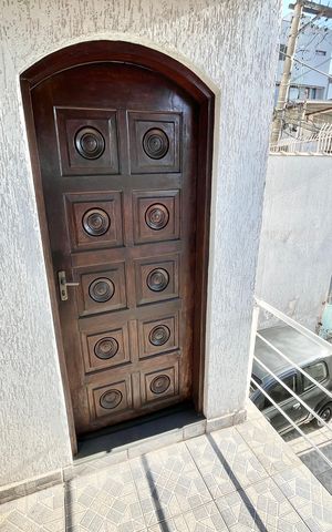 Casa à venda com 100m², 2 quartos e 1 vagaEntrada