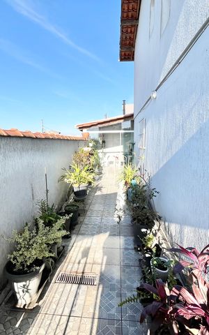 Casa à venda com 100m², 2 quartos e 1 vagaQuintal
