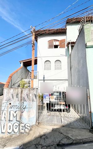 Casa à venda com 100m², 2 quartos e 1 vagaFachada/Placa