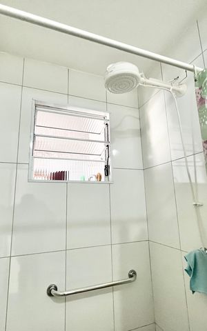 Casa à venda com 100m², 2 quartos e 1 vagaBanheiro de serviço