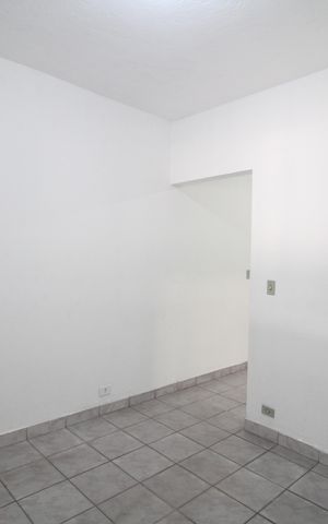 Casa à venda com 125m², 2 quartos e 2 vagasSala