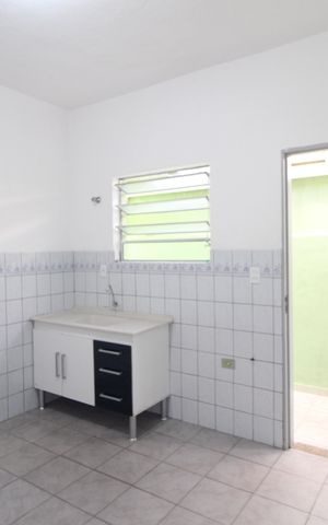Casa à venda com 125m², 2 quartos e 2 vagasCozinha