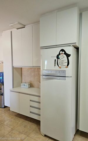 Casa de condomínio à venda com 330m², 4 quartos e 4 vagas Casa de condomínio à venda com 330m², 4 quartos e 4 vagasCozinha