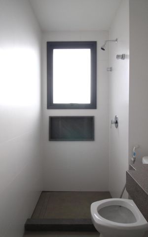 Apartamento à venda com 106m², 3 quartos e 2 vagasBanheiro da Suíte 1