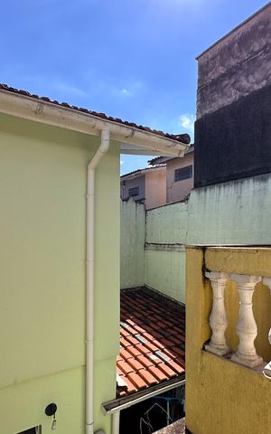 Casa à venda com 130m², 3 quartos e 2 vagas Casa à venda com 130m², 3 quartos e 2 vagasVista do Quarto 2
