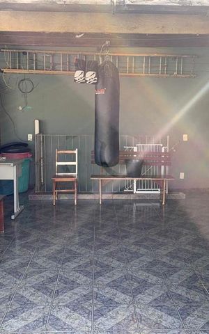 Casa à venda com 200m², 3 quartos e 2 vagas