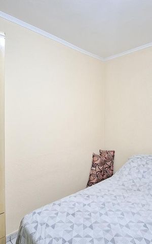 Casa à venda com 250m², 3 quartos e 2 vagas Casa à venda com 250m², 3 quartos e 2 vagasQuarto de Serviço