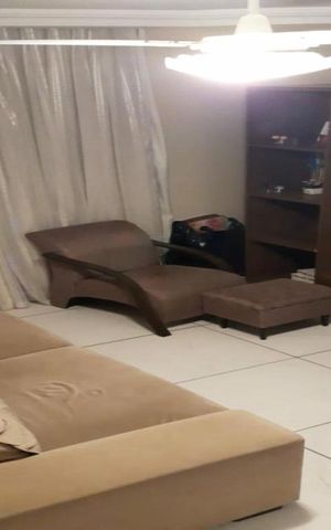 Casa à venda com 209m², 3 quartos e 2 vagas