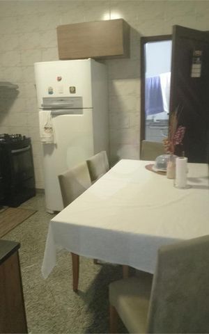 Casa à venda com 90m², 2 quartos e 2 vagas