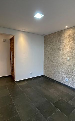 Apartamento à venda com 65m², 3 quartos e 1 vaga Apartamento à venda com 65m², 3 quartos e 1 vagaSala