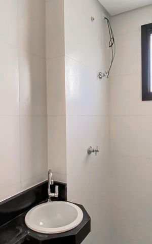Apartamento para alugar com 53m², 2 quartos e sem vaga Apartamento para alugar com 53m², 2 quartos e sem vagaBanheiro