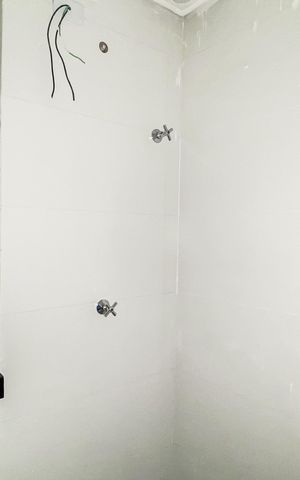 Apartamento à venda com 35m², 2 quartos e sem vaga Apartamento à venda com 35m², 2 quartos e sem vagaBanheiro
